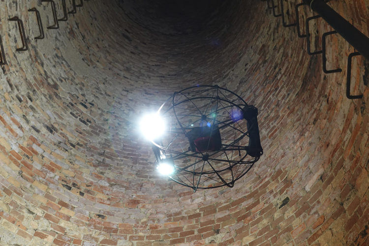 Drones para interiores confinados. ACRE distribuye FLYBOTIX copia